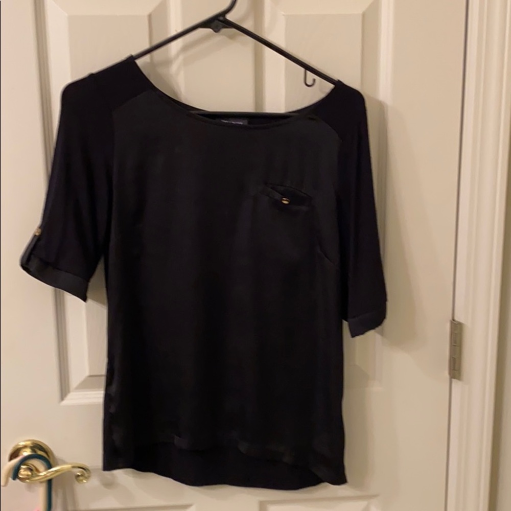 The limited Black blouse